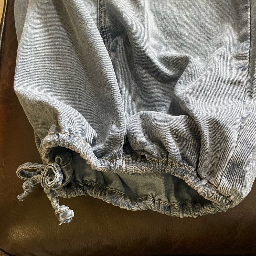 Easel Chambray Boho Balloon Joggers - Picture 7 of 15